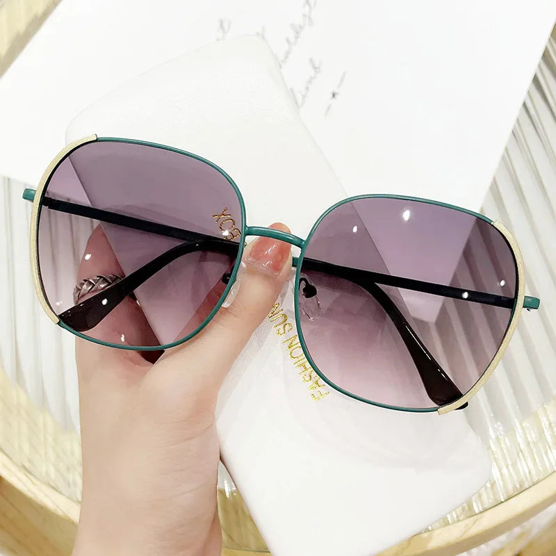 New Women's Metal Frame Sunglasses Retro Women Oval Brand Sun Glasses Fashion Outdoor Street Photography Eyewear Shades